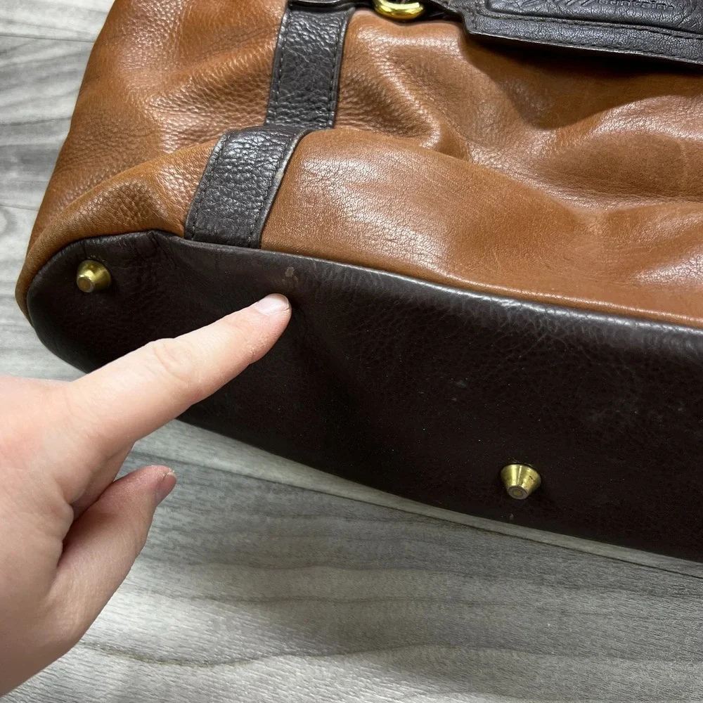 Stone Mountain‎ Leather Tote Bag Women's Brown Black Studded Detail Zip Pockets